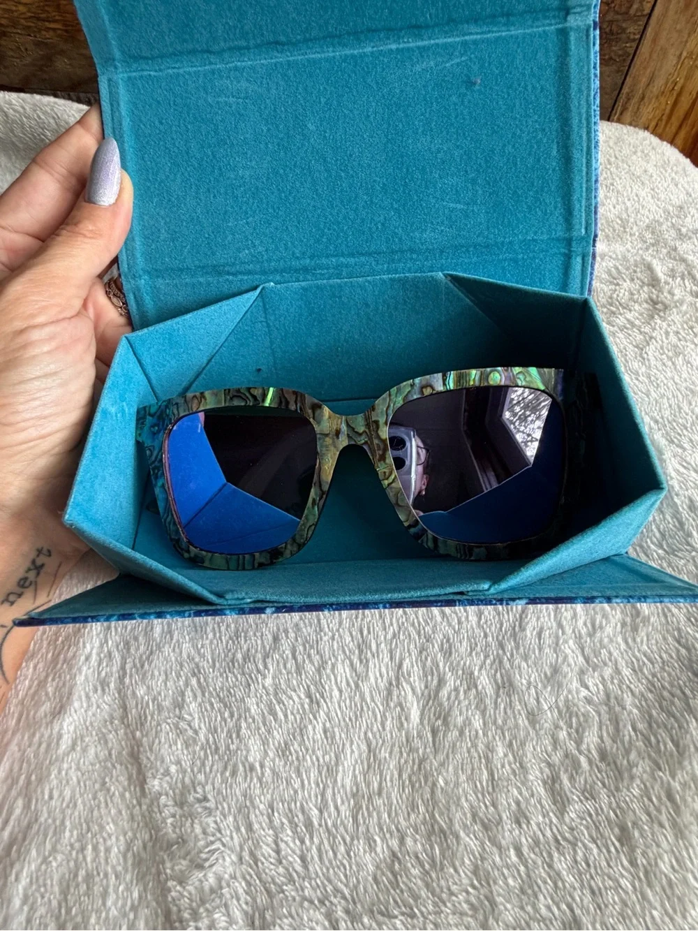 Abalone Pattern Square Sunglasses with Purple Lenses
